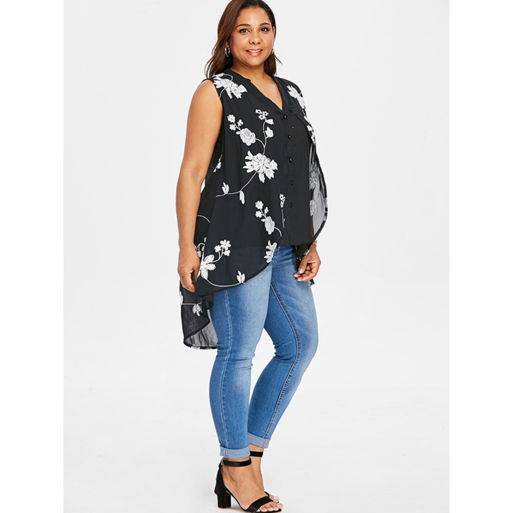 Plus Size V Neck Black & White Two Tone Blouse - Picture 5 of 8